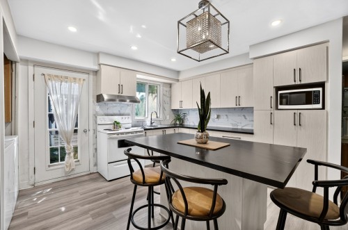 Kitchen - 314 Av. Des Terrasses, Laval (Auteuil), QC 
