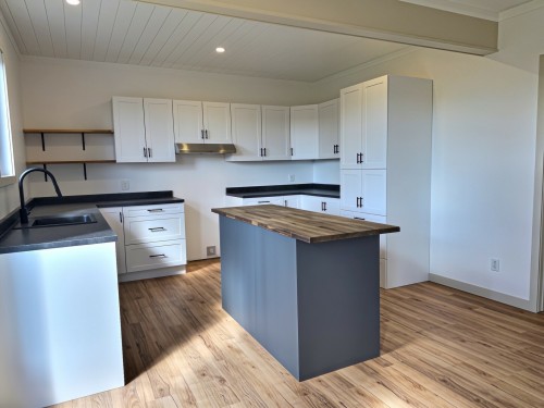 Kitchen - 420 Ch. Des 7E-Et-1Er-Rangs, Lorrainville, QC 