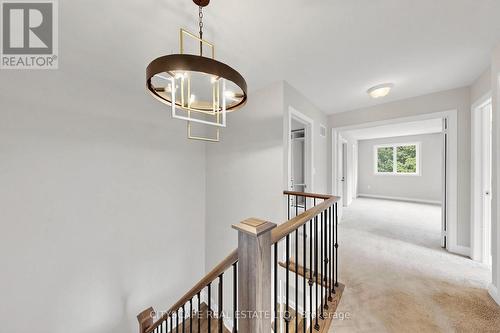 7299 Waldorf Way, Mississauga, ON 