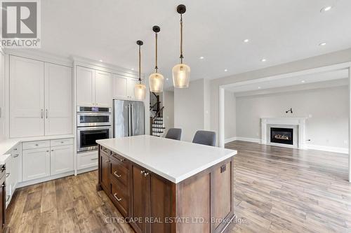 7299 Waldorf Way, Mississauga, ON 