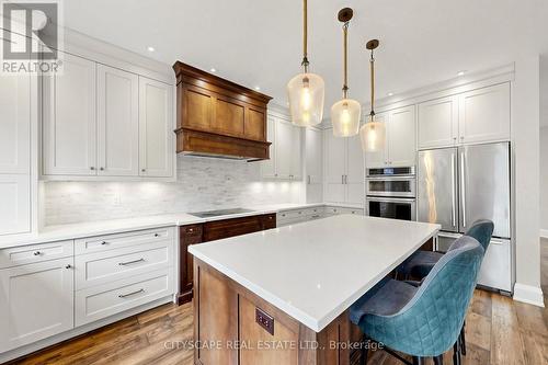 7299 Waldorf Way, Mississauga, ON 