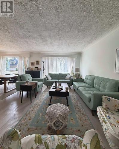 24 SABINE ROAD , Toronto, Ontario M9B 3A8 5