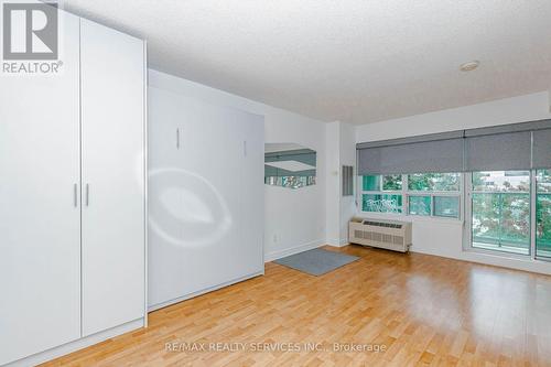 208 - 19 Avondale Avenue, Toronto, ON 