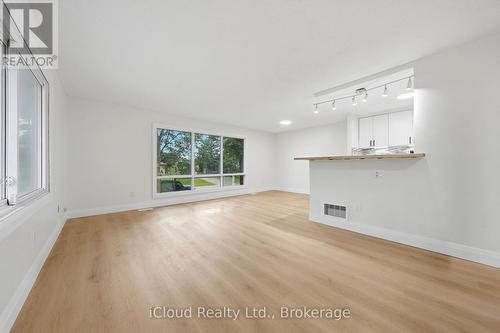 OBright open concept main floor living/dining - 3 Manley Crescent, Thorold, ON 