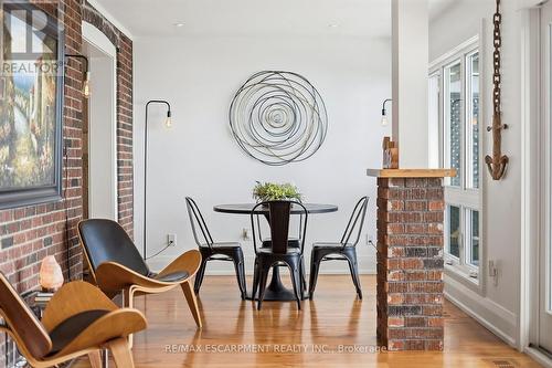 54 Cumberland Drive, Mississauga, ON 