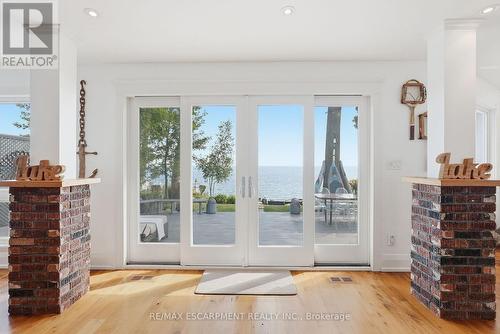 54 Cumberland Drive, Mississauga, ON 