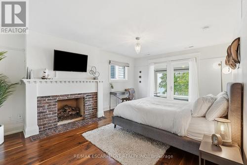 54 Cumberland Drive, Mississauga, ON 