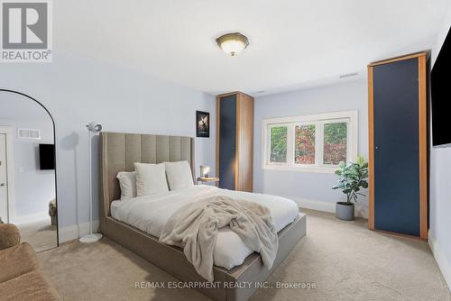 54 Cumberland Drive, Mississauga, ON 