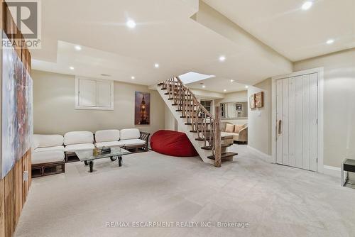 54 Cumberland Drive, Mississauga, ON 