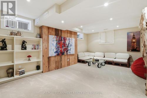 54 Cumberland Drive, Mississauga, ON 