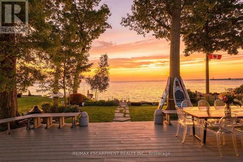54 Cumberland Drive, Mississauga, ON 