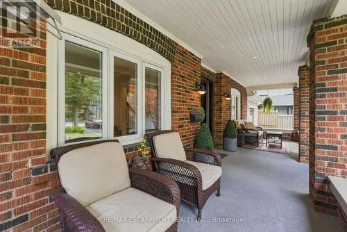 54 Cumberland Drive, Mississauga, ON 
