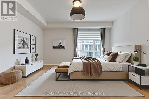 Th3 - 270 Davenport Road, Toronto, ON 