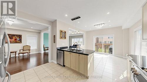 153 Romanelli Crescent, Bradford West Gwillimbury, ON 