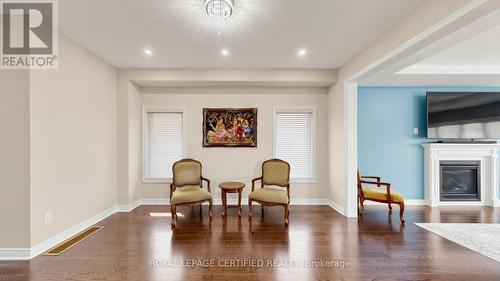 153 Romanelli Crescent, Bradford West Gwillimbury, ON 