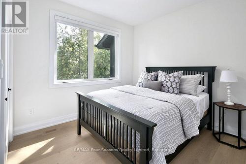 91 Summer View Avenue, Collingwood, ON 