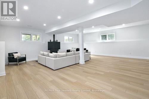 91 Summer View Avenue, Collingwood, ON 
