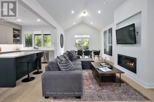 91 Summer View Avenue, Collingwood, ON 