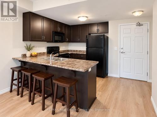 303 - 67 KINGSBURY SQUARE , Guelph (Pineridge/Westminster Woods), Ontario N1L 0L3 2
