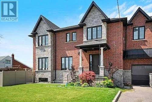 10 Sunray Crescent, Toronto, ON 