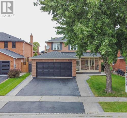 303 Hickory Circle, Oakville, ON 