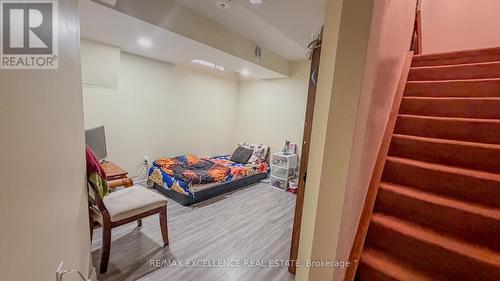 303 Hickory Circle, Oakville, ON 