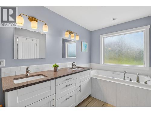2961 Ensign Way, West Kelowna, BC 