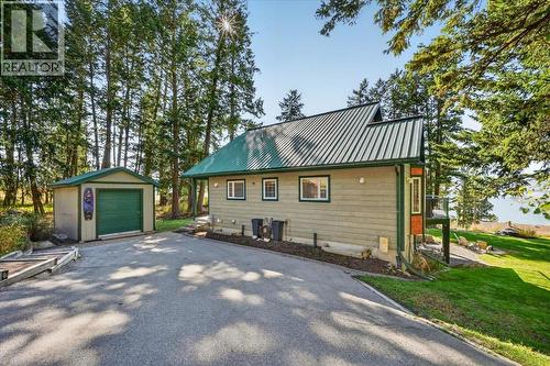 8427 Grainger Road, Canal Flats, BC 