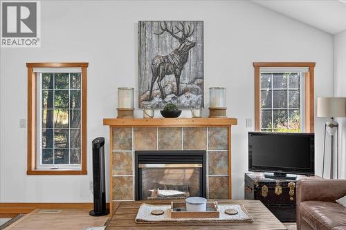 8427 Grainger Road, Canal Flats, BC 