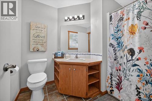 8427 Grainger Road, Canal Flats, BC 