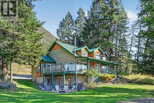 8427 Grainger Road, Canal Flats, BC 