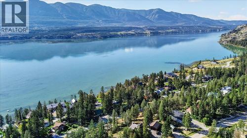 8427 Grainger Road, Canal Flats, BC 