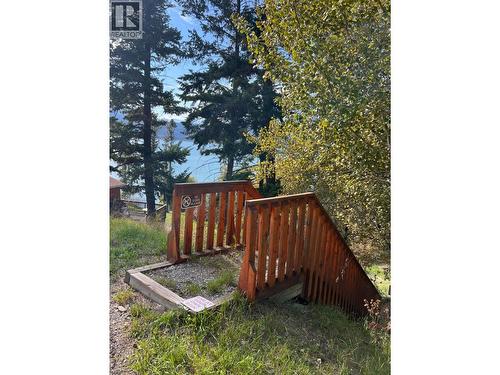 Stairs to access lakefront - 8427 Grainger Road, Canal Flats, BC 