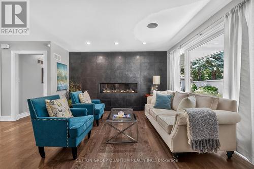 2233 Oneida Crescent, Mississauga, ON 