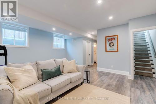296 Kent Crescent, Burlington, ON 