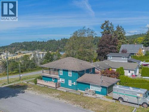 5726 Marine Ave, Powell River, BC 