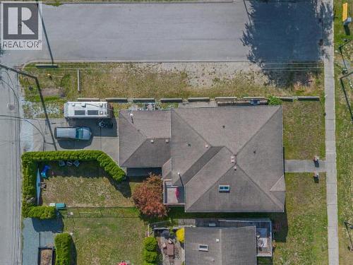 5726 Marine Ave, Powell River, BC 