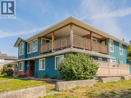 5726 Marine Ave, Powell River, BC 