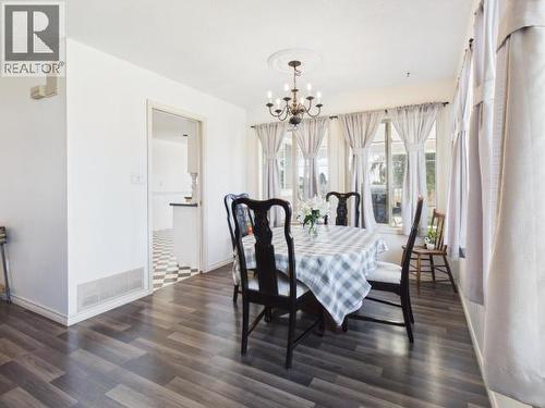 5726 Marine Ave, Powell River, BC 