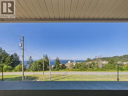5726 Marine Ave, Powell River, BC 