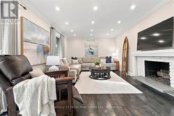 37 TULIP STREET Oakville (Br Bronte), ON L6L 3V3
