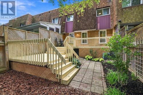 Natural gas line on upper deck for BBQ - 37 Tulip Street, Oakville (Br Bronte), ON 