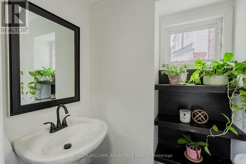 5 Hemlock Avenue, Toronto, ON 