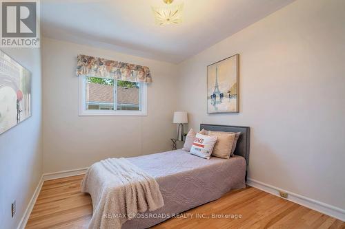 887 Brimorton Drive, Toronto, ON 