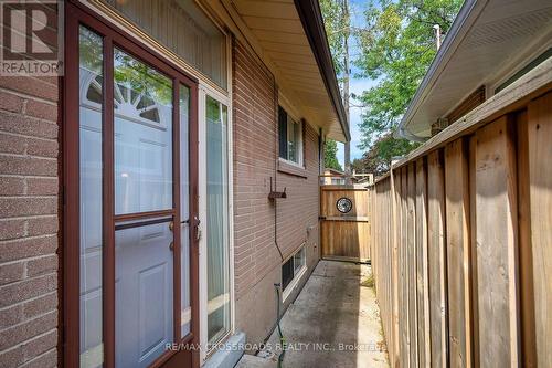 887 Brimorton Drive, Toronto, ON 