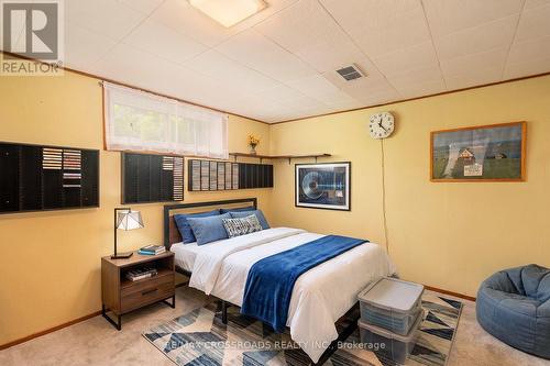 887 Brimorton Drive, Toronto, ON 