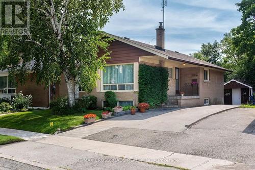 887 Brimorton Drive, Toronto, ON 