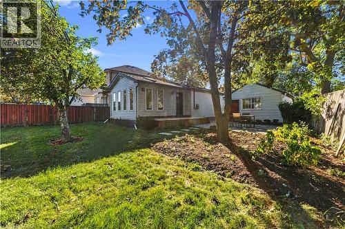 5 Herbert Court, Stoney Creek, ON 