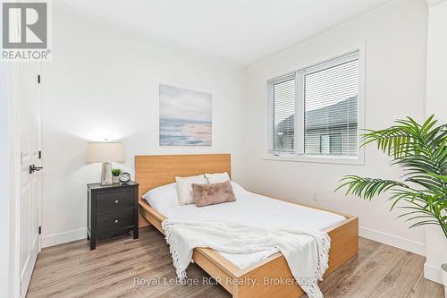 401 - 20 Beckwith Lane, Blue Mountains, ON 