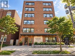 503 - 214 VAUGHAN ROAD Toronto, ON M6C 2M3